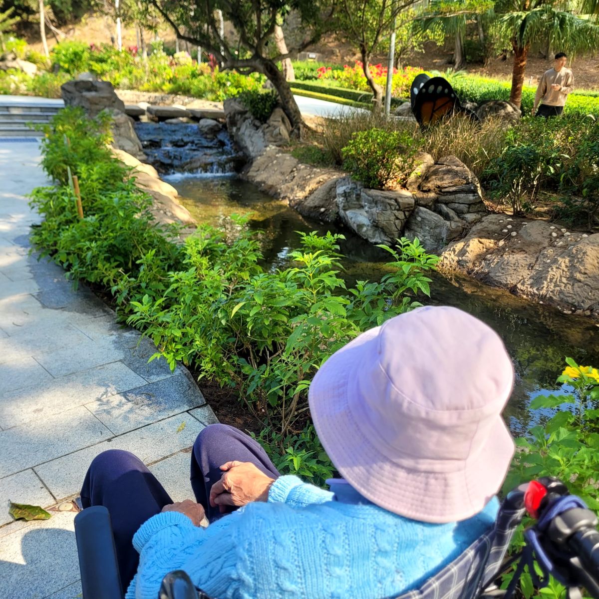 【护老院探望服务】：担任您在院舍的耳目与心灵桥梁